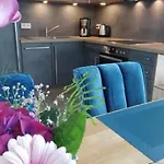 Lägenhet Boddenblick-vilm By Interhome Lauterbach (Rugen)